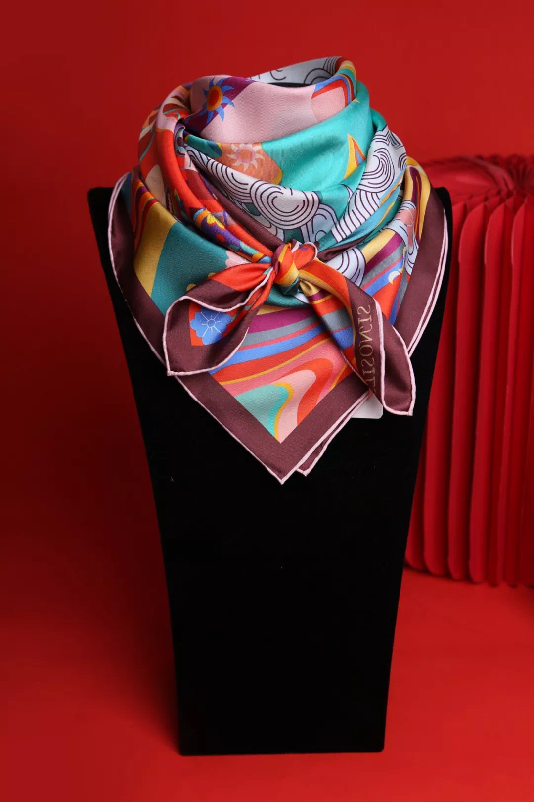 原创中丝集团鼠年丝巾插画合作项目有鼠来仪