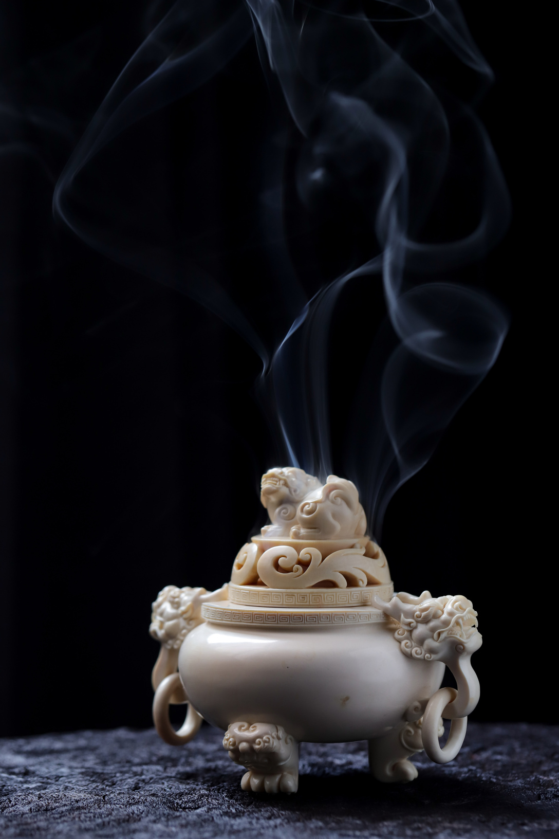 猛犸 | 貔貅香炉评论关注福建省  |  福州市产品设计师-造物成镜