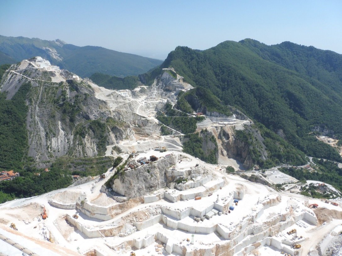 意大利卡拉拉大理石日常用品内在品质独特的故事反对石材浪费限量生产