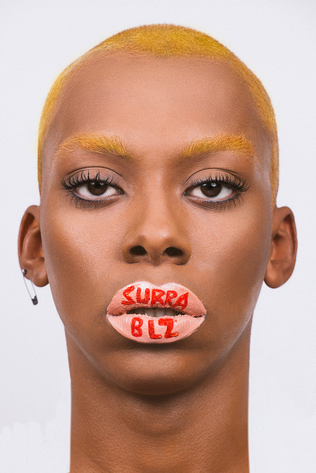 巴西歌手 mcdellacroix