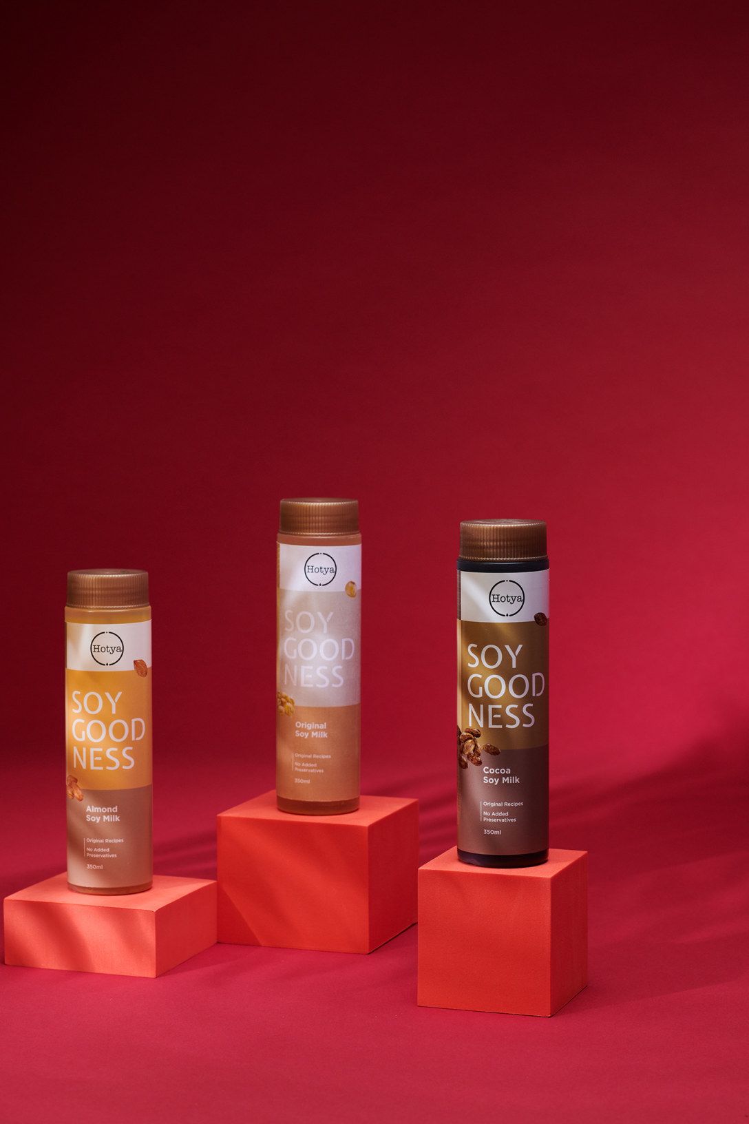 撞色饮品包装设计简约